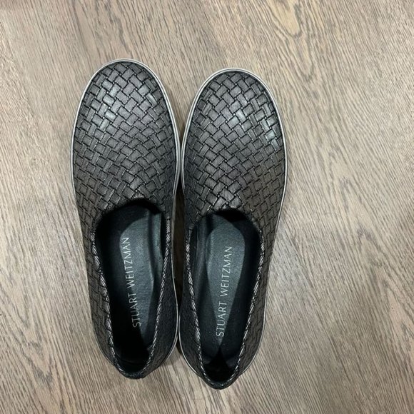 Stuart Weitzman woven slip on sneakers size 7 - Picture 3 of 3